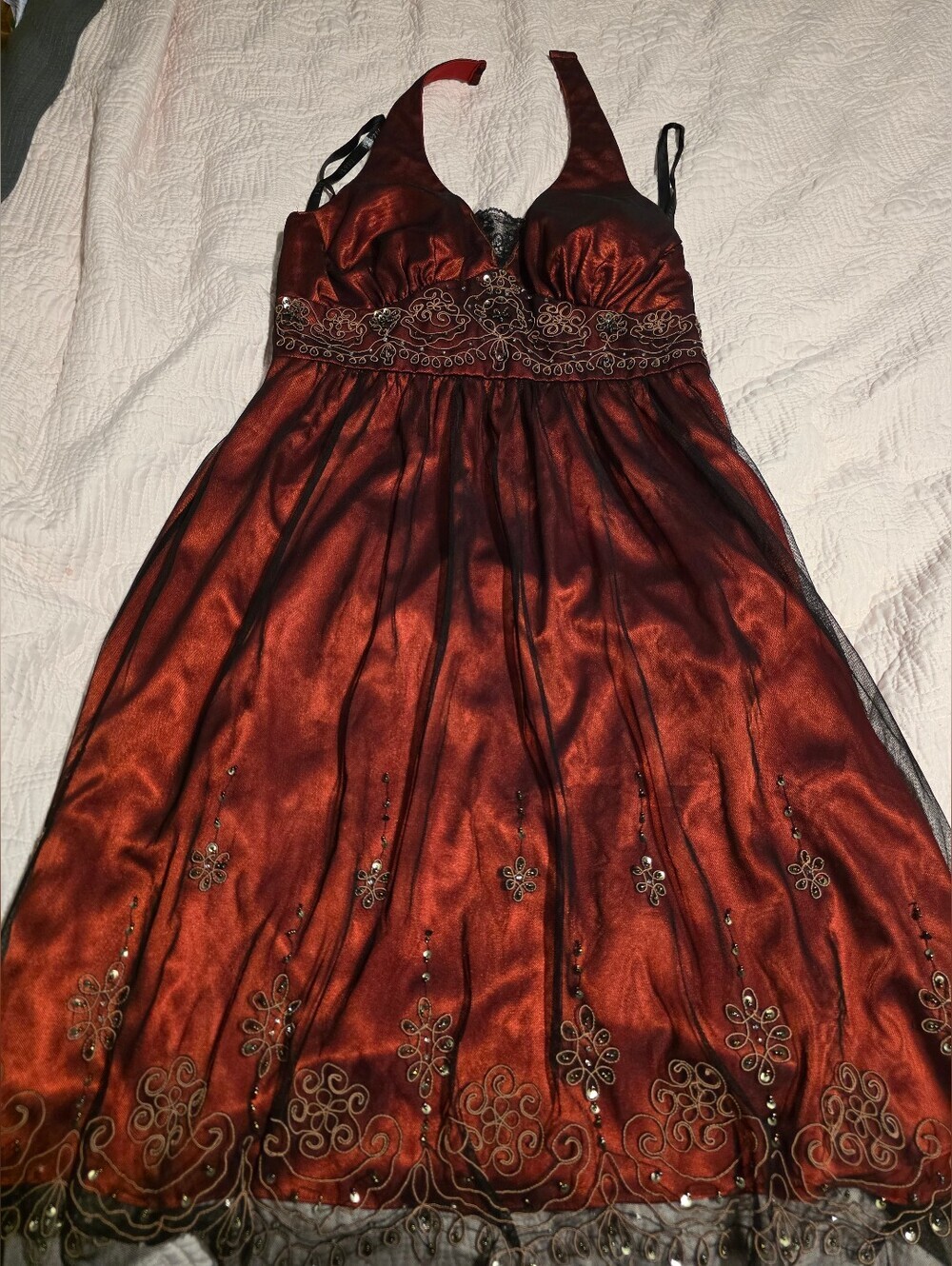Red Embroidered Sleeveless Cocktail Dress